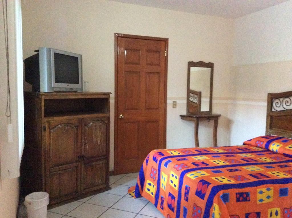 Hotel Real Текіла Номер фото